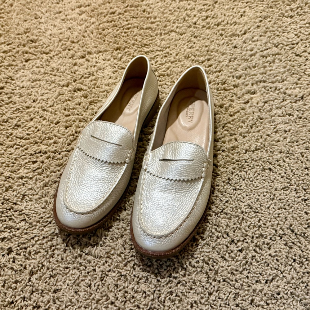 Sperry Cream Pebbled Leather Penny Loafers